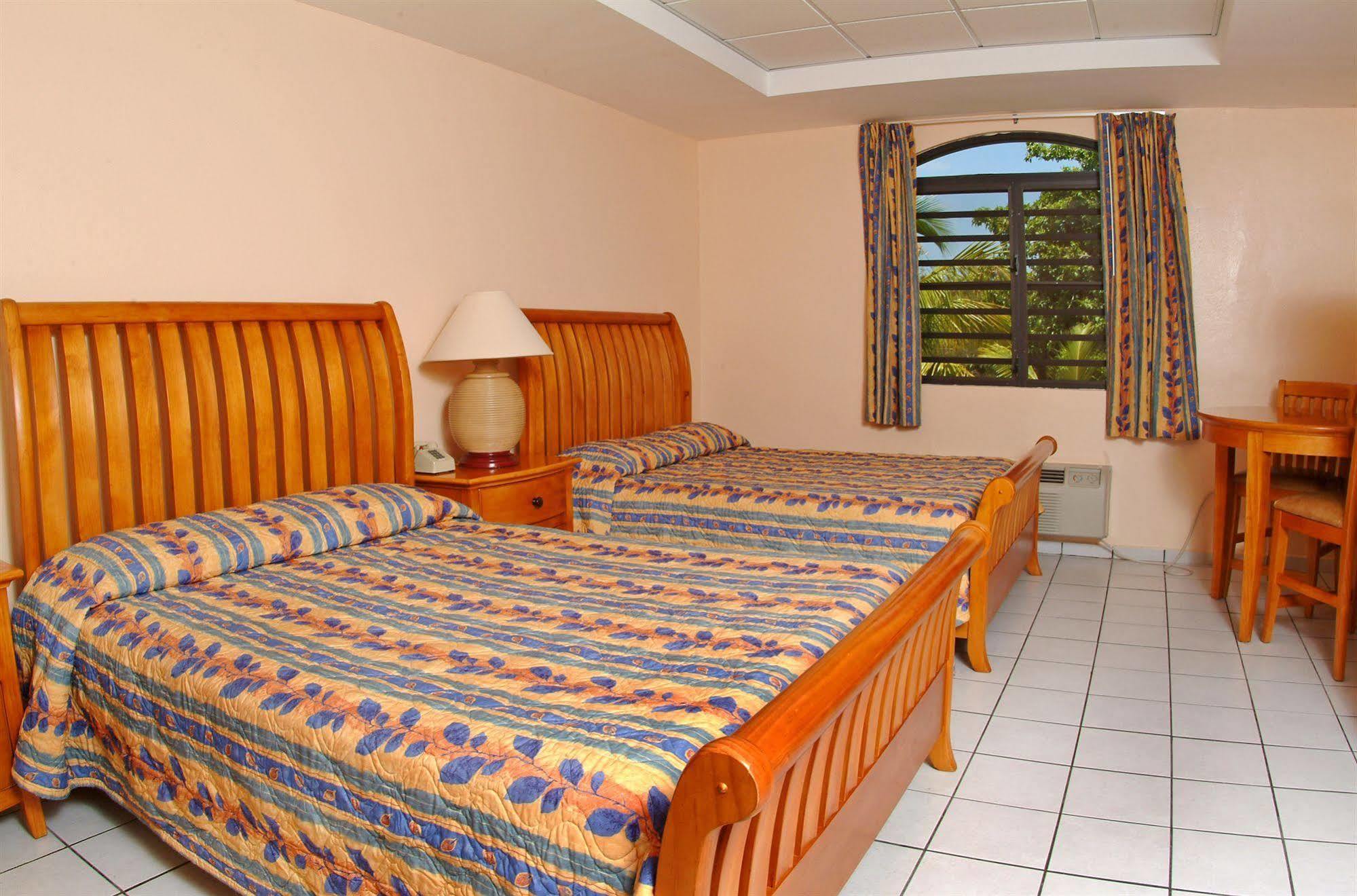 Fajardo Inn Екстер'єр фото